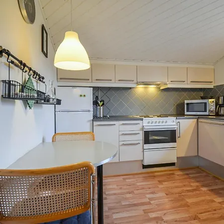 別荘 2 Bedroom Cozy In Ega Skæring